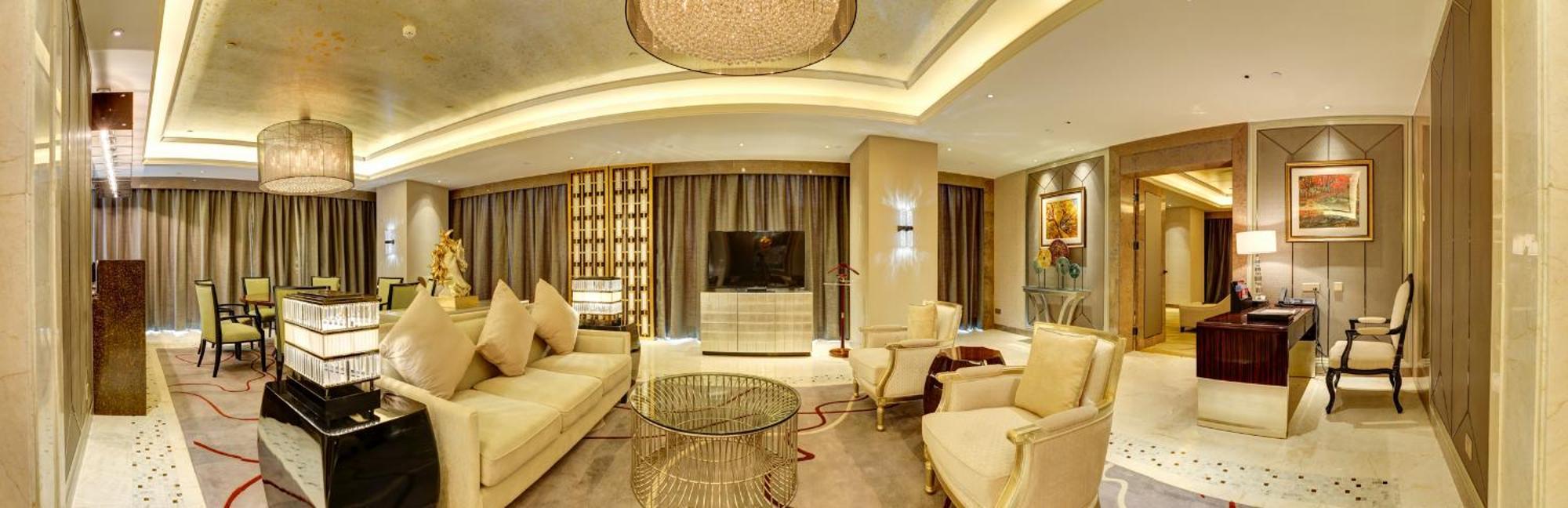 Ramada Plaza Liuzhou Liudong Hotel Buitenkant foto